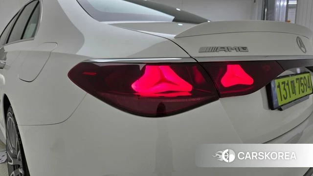 Mercedes-Benz E-Class W214 id 4211935 из Кореи 11