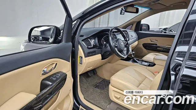 Kia The New Carnival id 2517787 из Кореи 11