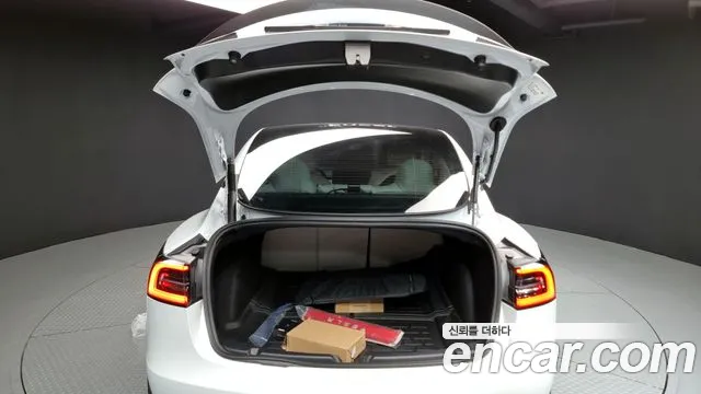 Tesla Model 3 id 2744115 из Кореи 11