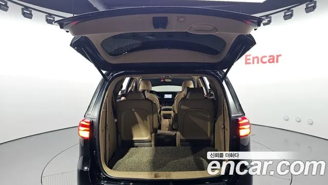 Kia The New Carnival id 2703320 из Кореи 11