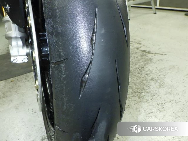 Honda CBR1000RR-R FIREBLADE SP id 4229661 из Японии 11