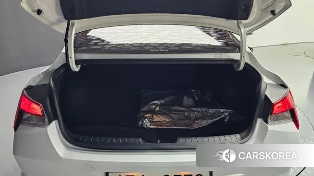 Hyundai Avante (CN7) id 2985846 из Кореи 11