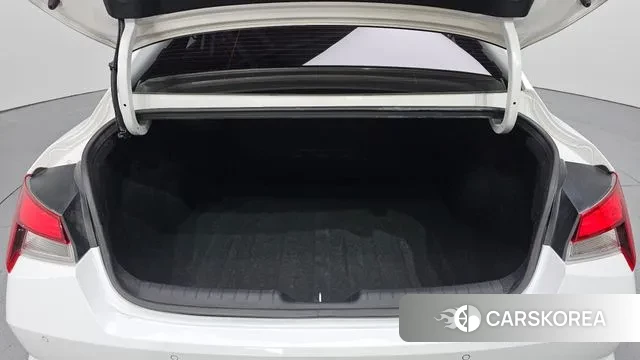 Hyundai Avante Hybrid (CN7) id 3787979 из Кореи 11