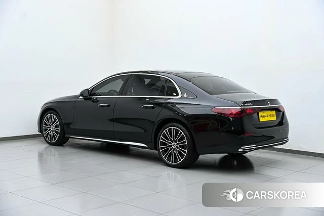 Mercedes-Benz E-class id 4260439 из Китая 11