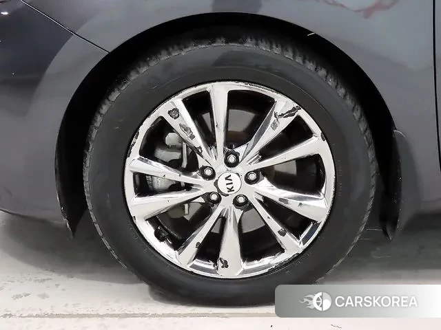 Kia The New Carnival id 3520522 из Кореи 11