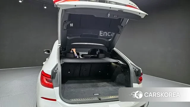 BMW 6 Series GT (G32) id 3396483 из Кореи 11