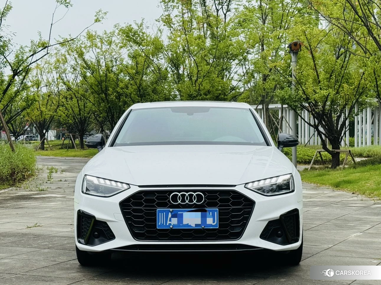 Audi A4L id 4467910 из Китая 11