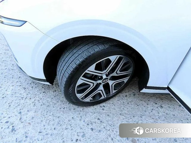 Hyundai Grandeur (GN7) id 3909992 из Кореи 11