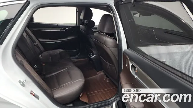 Hyundai The New Grandeur IG Hybrid id 2758359 из Кореи 11