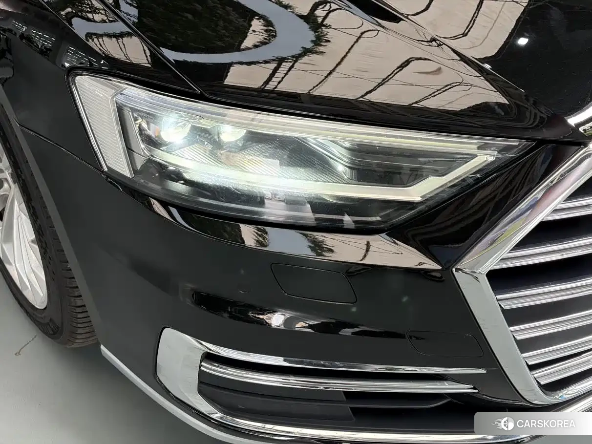 Audi A8 id 4686176 из Китая 11