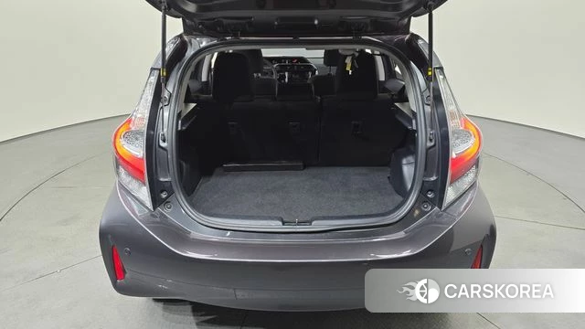 Toyota Prius C id 3820939 из Кореи 11