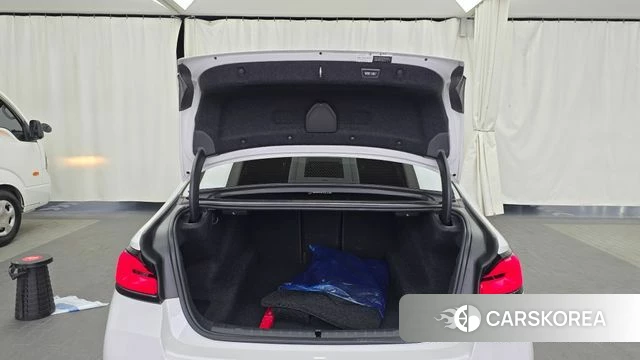 BMW 5 Series (G30) id 3860651 из Кореи 11