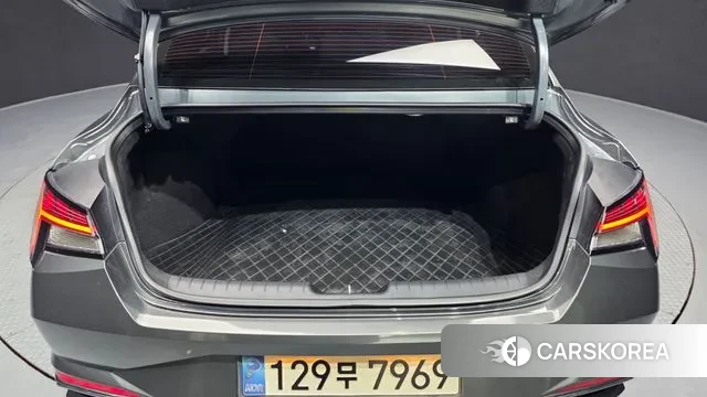 Hyundai Avante Hybrid (CN7) id 3650021 из Кореи 11