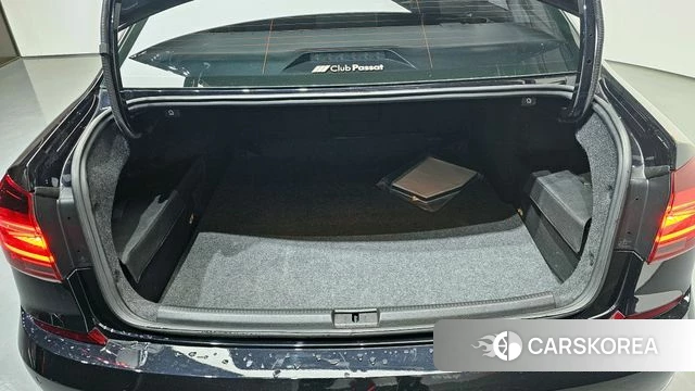 Volkswagen The New Passat id 3899799 из Кореи 11