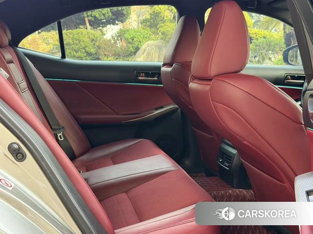 Lexus IS id 3888961 из Китая 11