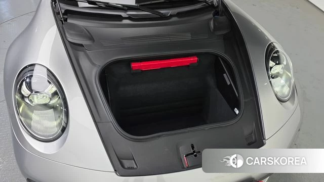 Porsche 911(992) id 4324651 из Кореи 11