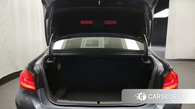 BMW 5 Series (G30) id 3602104 из Кореи 11