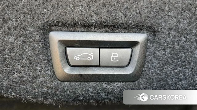 BMW 5 Series (G60) id 3876511 из Кореи 11