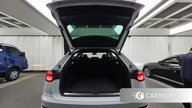 Audi Q8 (4M) id 4360508 из Кореи 11