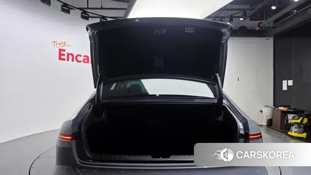 Hyundai Grandeur (GN7) id 3378035 из Кореи 11