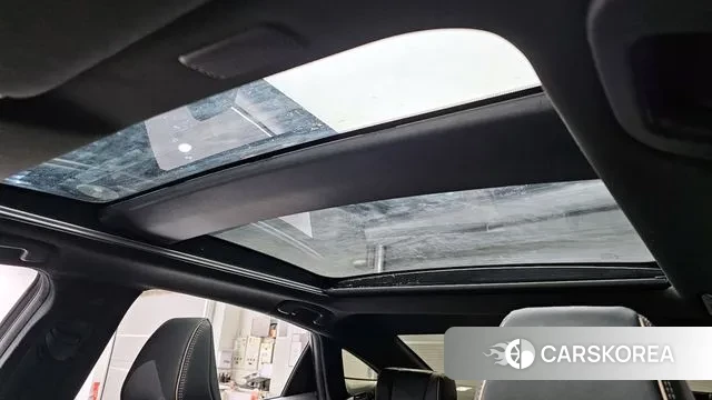 Toyota Crown Crossover id 3580710 из Кореи 11