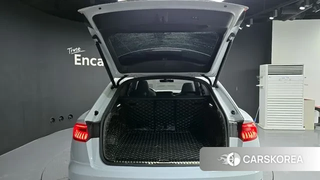 Audi Q8 (4M) id 3504161 из Кореи 11