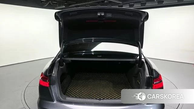 Audi A6 (C8) id 3023479 из Кореи 11