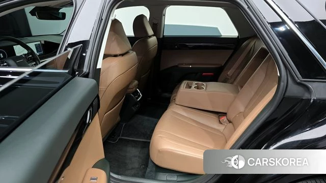 Hyundai Grandeur (GN7) id 3786305 из Кореи 11