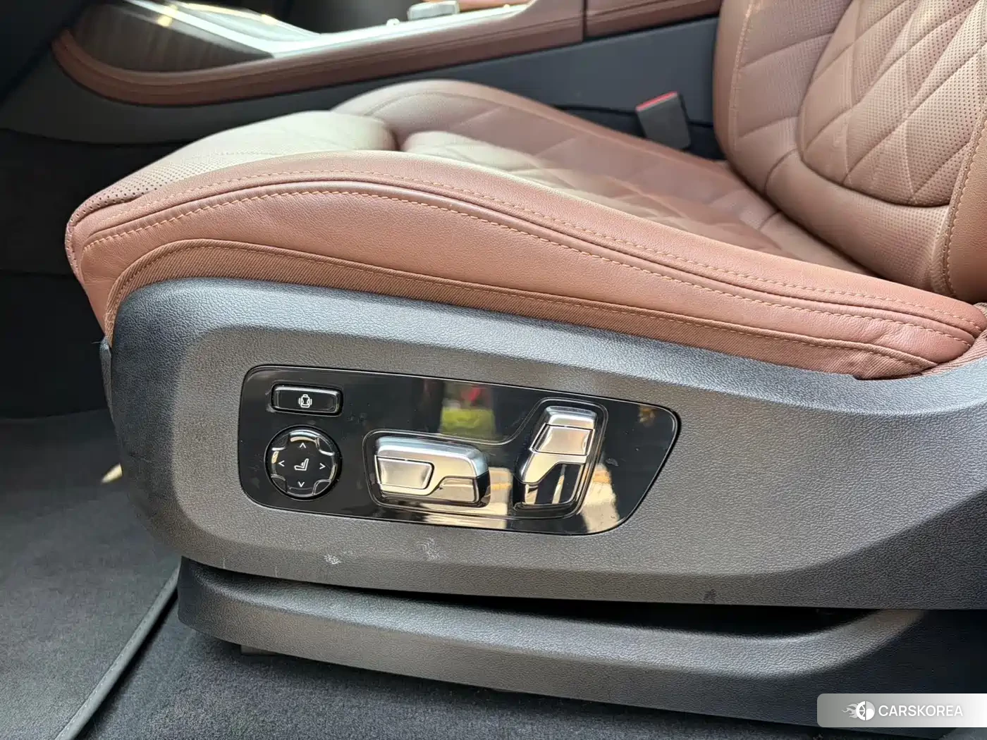 BMW X7 id 4685942 из Китая 12