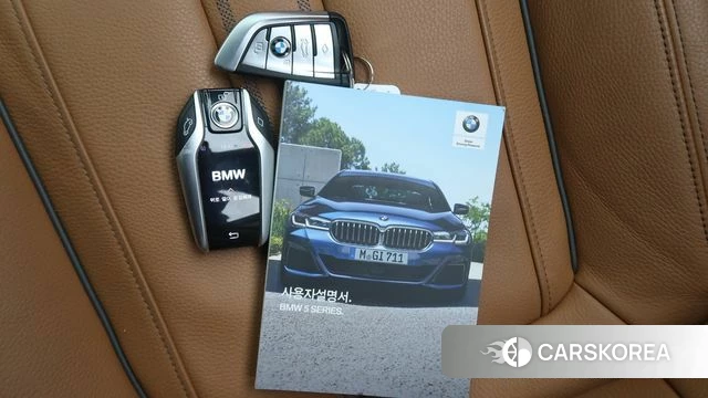 BMW 5 Series (G30) id 3954195 из Кореи 11