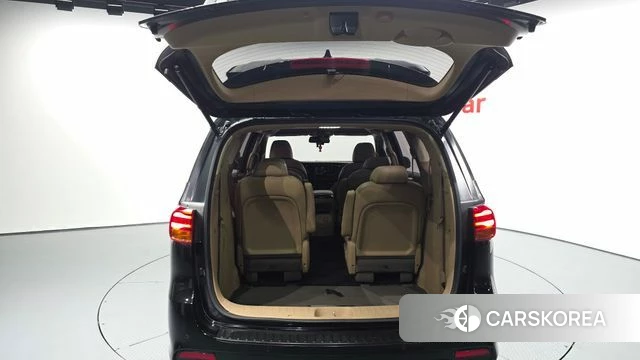 Kia The New Carnival id 4246188 из Кореи 11