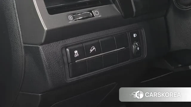 Ssangyong The New Rexton Sports Cannes id 3503916 из Кореи 11