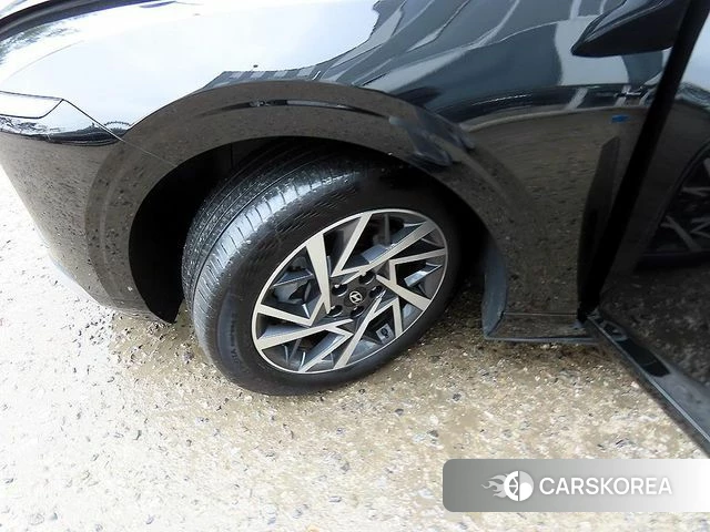 Hyundai Grandeur (GN7) id 3914353 из Кореи 11