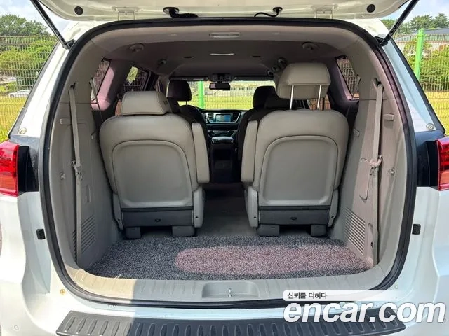 Kia The New Carnival id 2932682 из Кореи 11