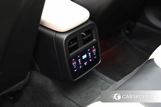 Porsche Taycan id 3889320 из Кореи 11