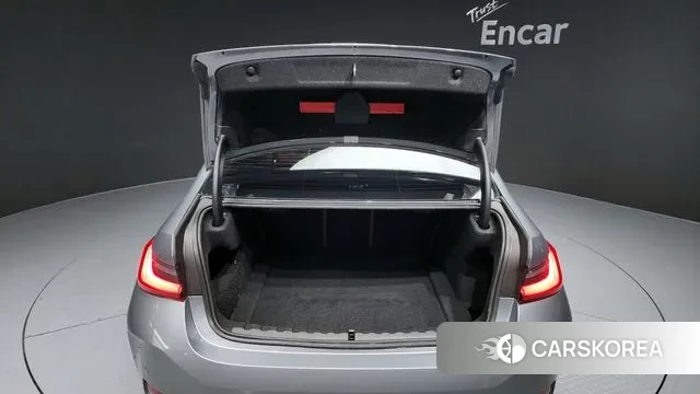 BMW 3 Series (G20) id 3639350 из Кореи 11