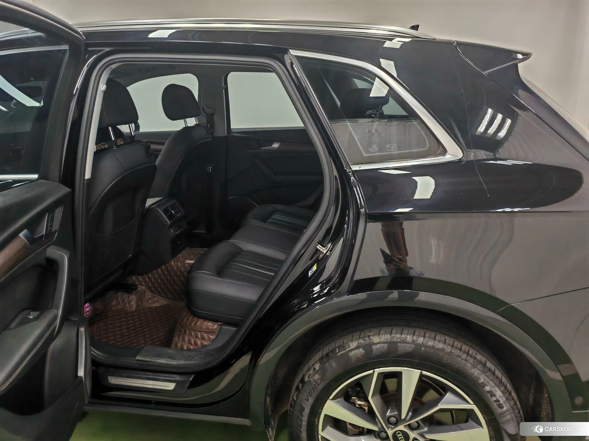 Audi Q5L id 4453011 из Китая 11