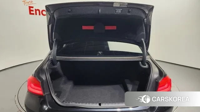 BMW 5 Series (G30) id 2995330 из Кореи 11