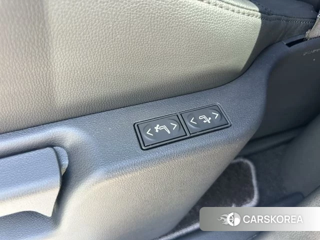 Toyota Saina id 4235045 из Китая 11