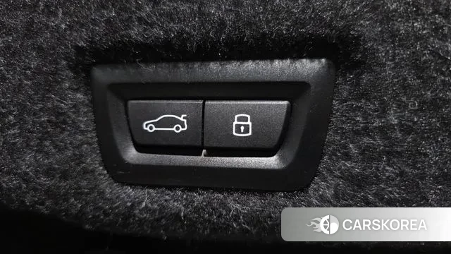 BMW 5 Series (G60) id 3371819 из Кореи 11