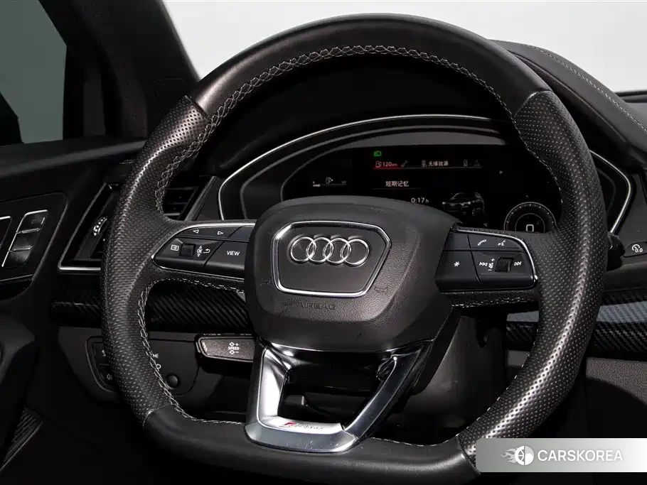 Audi Q5L id 4679505 из Китая 11