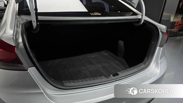 Hyundai Avante AD id 3814385 из Кореи 11