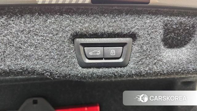 BMW 5 Series (G60) id 3837861 из Кореи 11