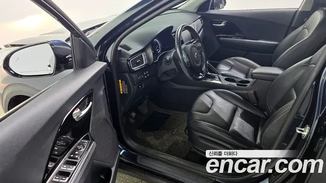 Kia Niro id 2645477 из Кореи 11