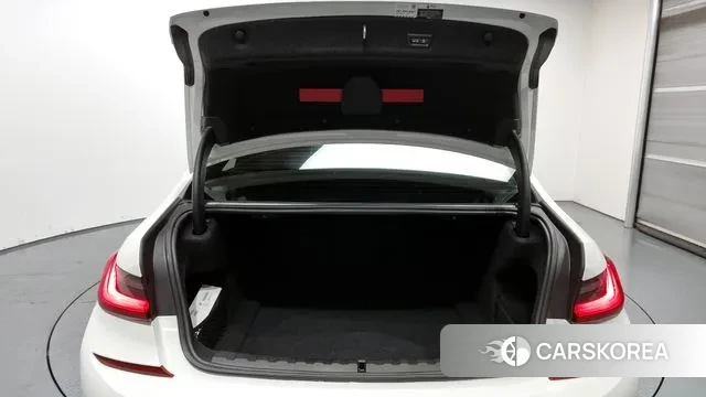 BMW 3 Series (G20) id 2989951 из Кореи 11