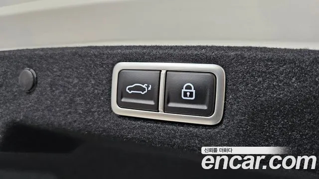 Hyundai Grandeur (GN7) id 2737875 из Кореи 11