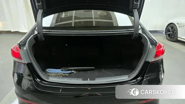 Hyundai Avante AD id 4225690 из Кореи 11