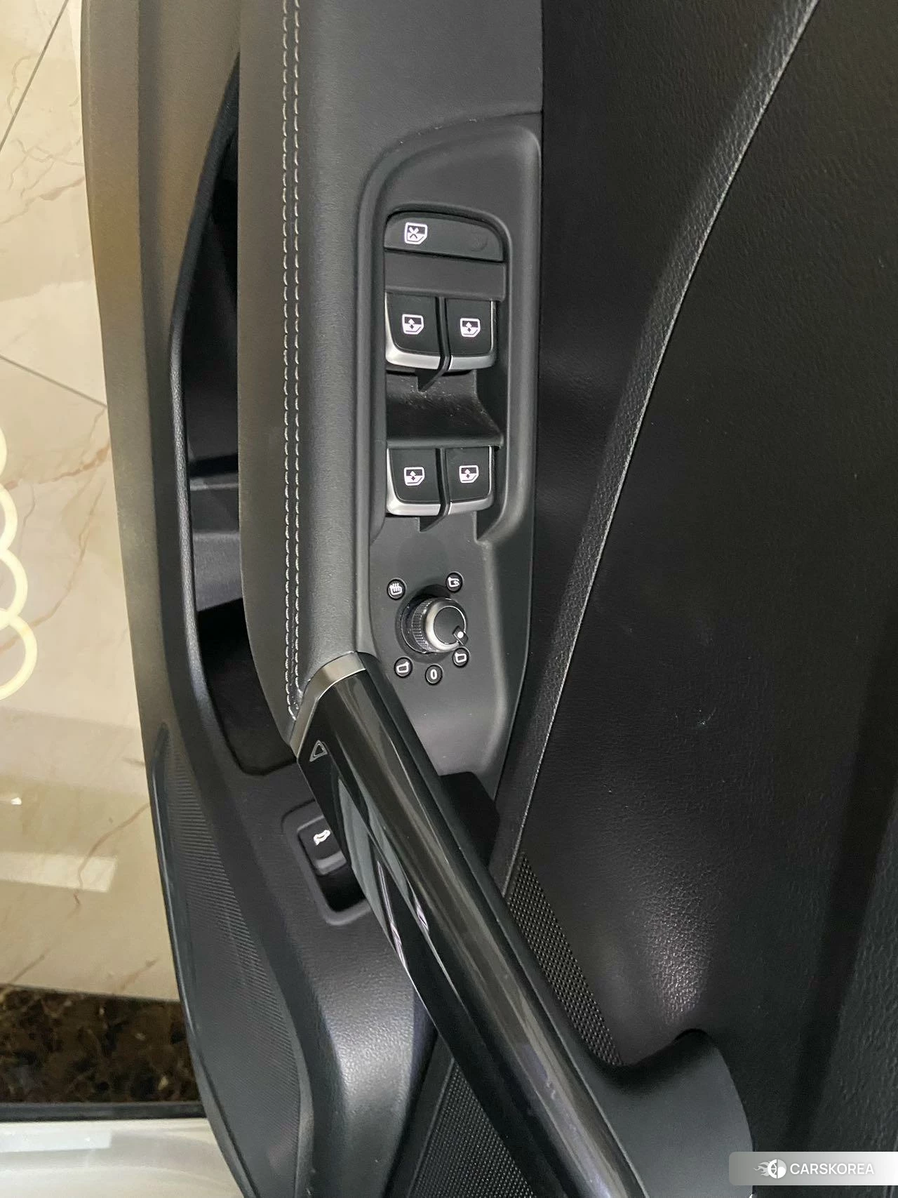 Audi Q2L id 4461240 из Китая 11