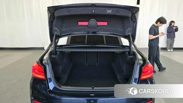 BMW 5 Series (G30) id 4225737 из Кореи 11