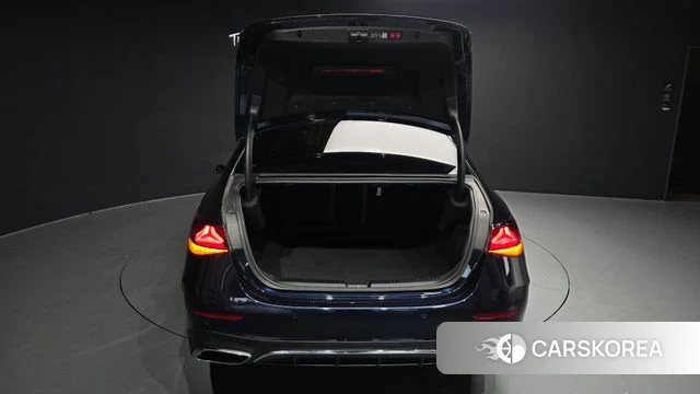 Mercedes-Benz E-Class W214 id 3940268 из Кореи 11